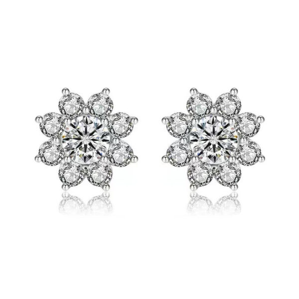 Moissanite Flower Stud Earrings Sterling Silver Sparkling Floral Design Elegant Jewelry for Women Wedding Party Gift