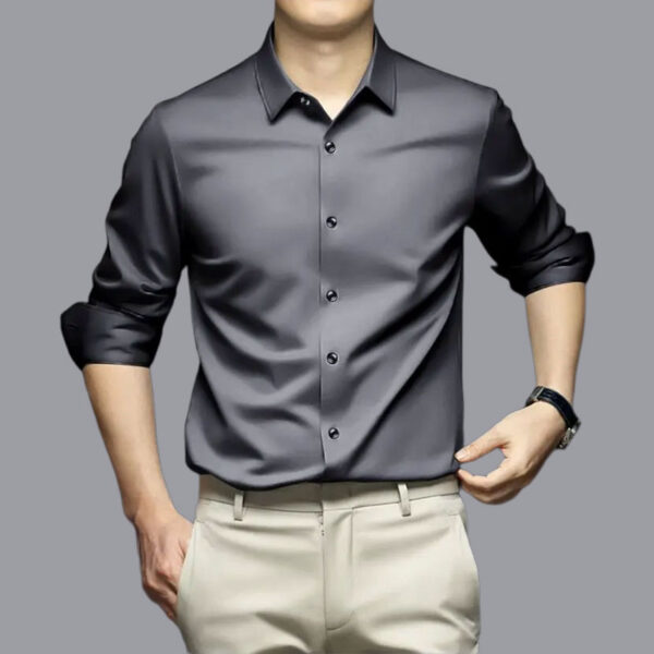 Kemeja Pria Silky Premium – Elegan, Slim Fit, Anti Kusut & Nyaman Dipakai